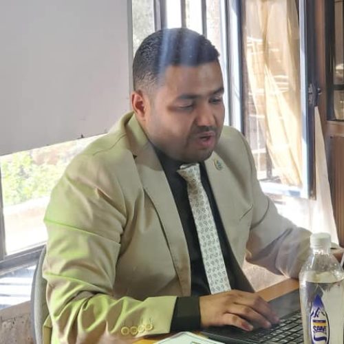 مناقشة خطة  بحث الماجستير المقدمة من الطالب  عباس يحيى محمد عشيش تخصص ادارة اعمال  والموسومة ب اثر تطبيق منع التعاملات الربوية على الاداء المالي  في البنوك التجارية  اليمنية